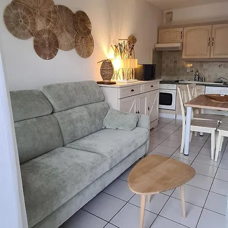 Le Tamaya Plage: Charming Garden Apartment Steps from Beach Cavalaire-sur-Mer Exterior photo