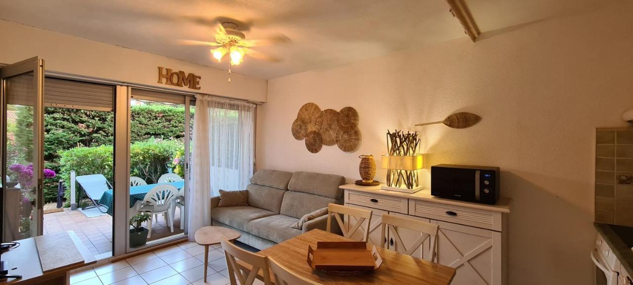 Apartment Le Tamaya Plage: Charming Garden Steps From *