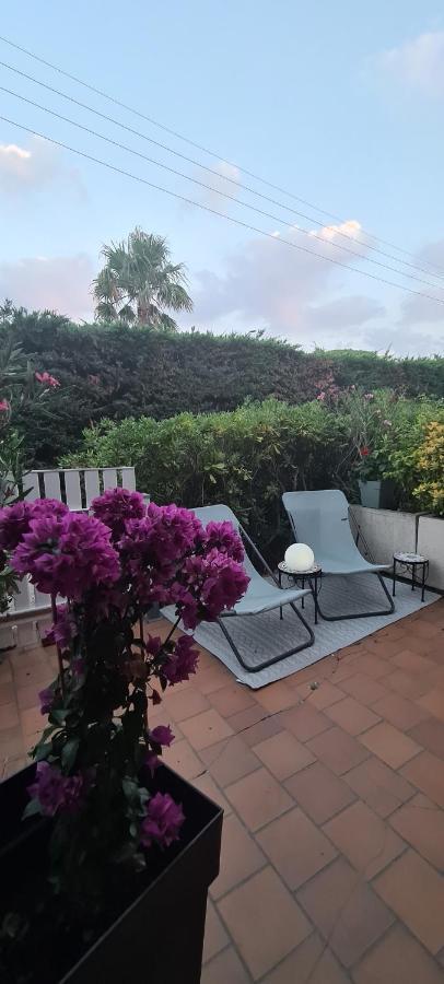Le Tamaya Plage: Charming Garden Steps From * Cavalaire-sur-Mer