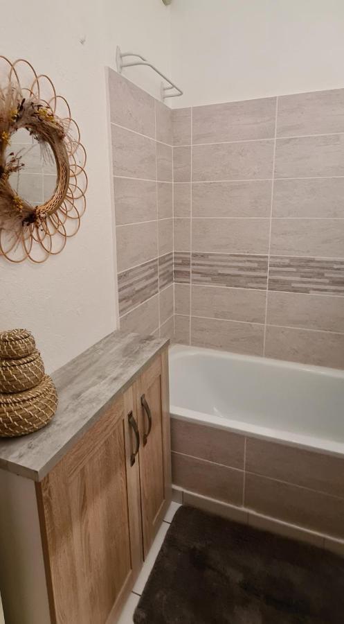 Apartment Le Tamaya Plage: Charming Garden Steps From *